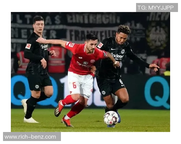 柏林赫塔3比0轻松击败云达不莱梅赛季开门红！